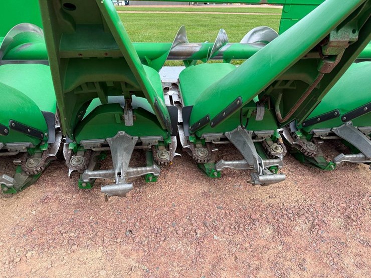 john-deere-608c-stalkmaster-image-28