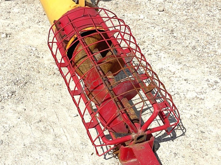 2017-westfield-wr100-31-transport-auger-image-9