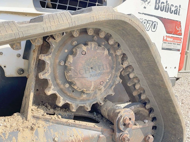 2019-bobcat-t870-image-40