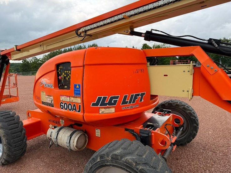 jlg-600aj-image-21