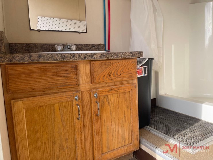 t/a-12'-bathroom/shower-trailer-image-22
