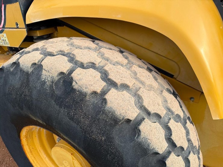 caterpillar-cs-563e-image-7
