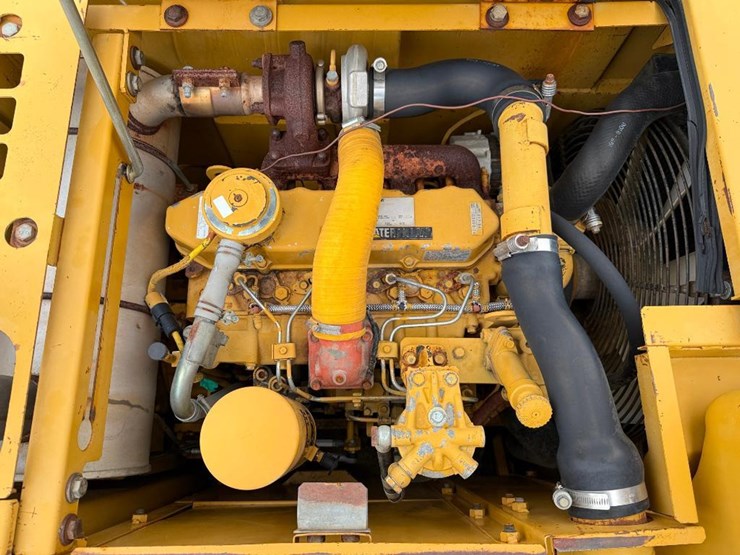 2004-caterpillar-314c-image-35