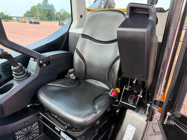 jcb-215-image-27