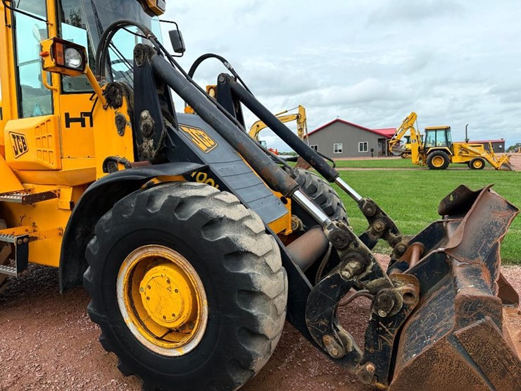 jcb-426b-image-30