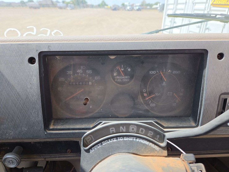 1993-gmc-3500-image-26