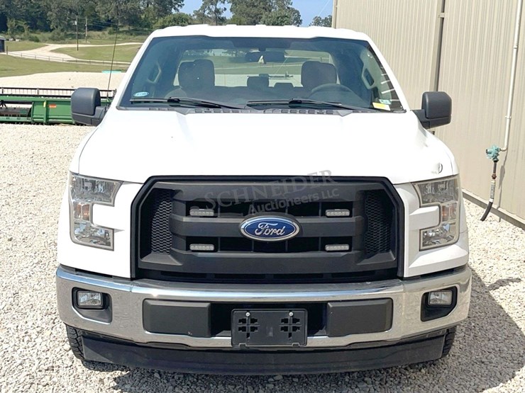 2017-ford-f150-image-8