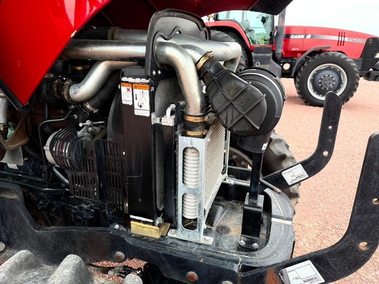 case-ih-farmall-70-image-60