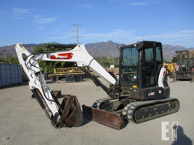 2022-bobcat-e60-image-1