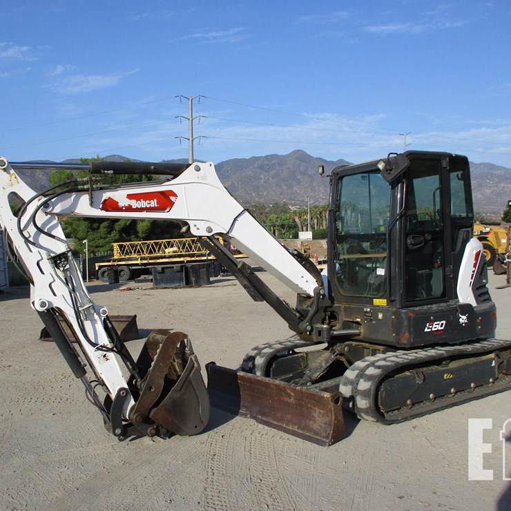 2022 BOBCAT E60