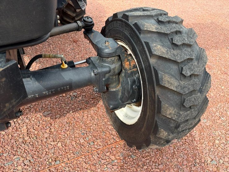 new-holland-tc35da-image-32