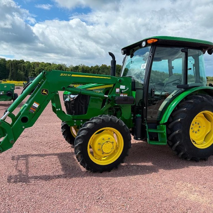 JOHN DEERE 5065E