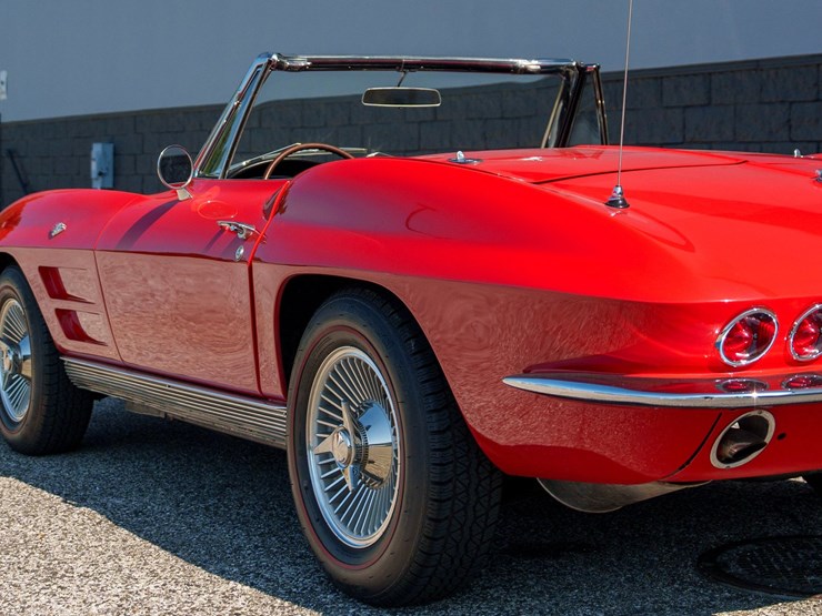 #1032-•-1964-chevrolet-corvette-convertible-image-36