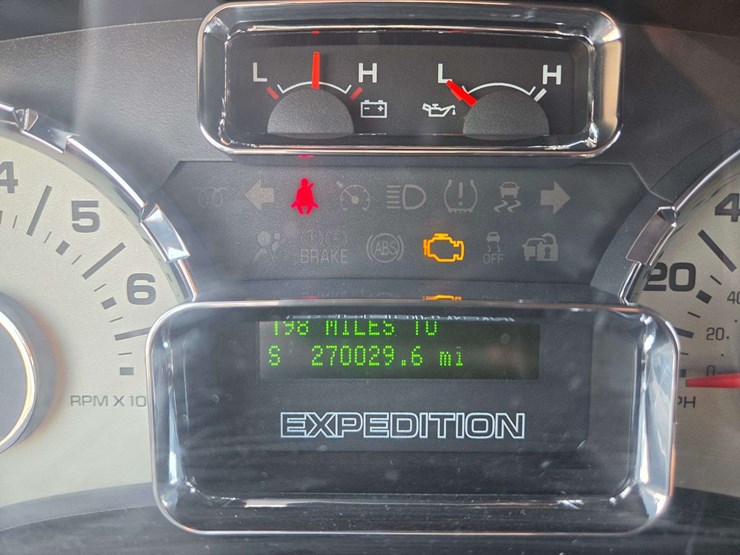 2012-ford-expedition-limited-image-19