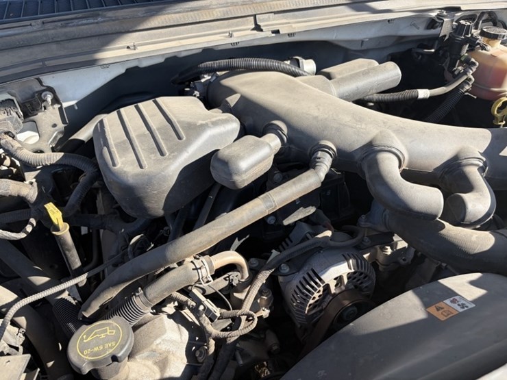 2008-ford-f450-xl-sd-image-24