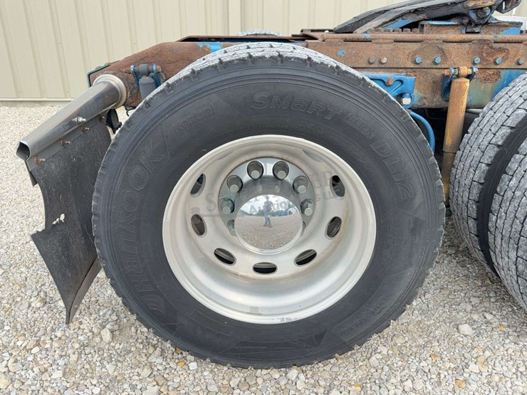 2007-peterbilt-386-image-30