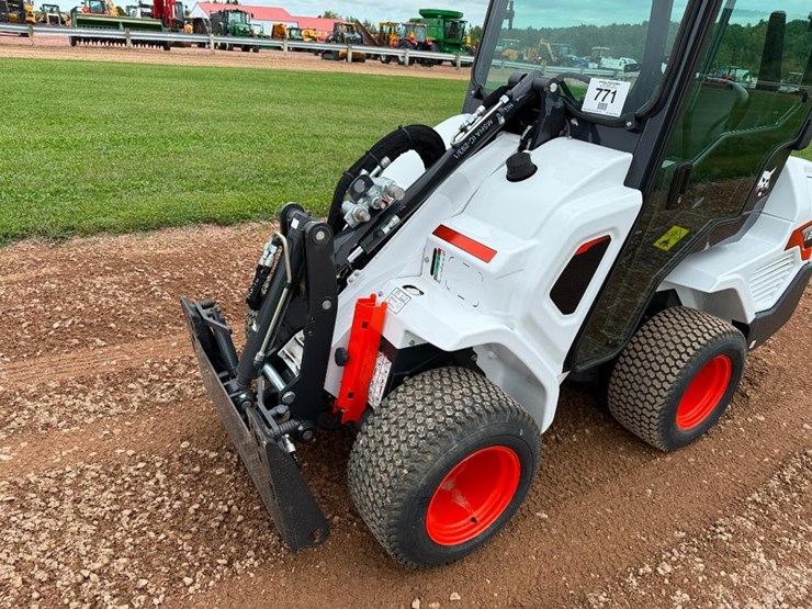 2024-bobcat-l28-image-18