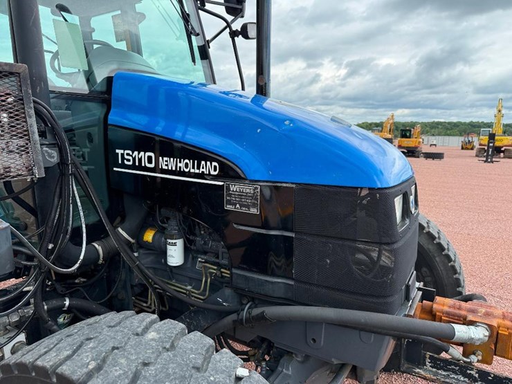 new-holland-ts110-image-19