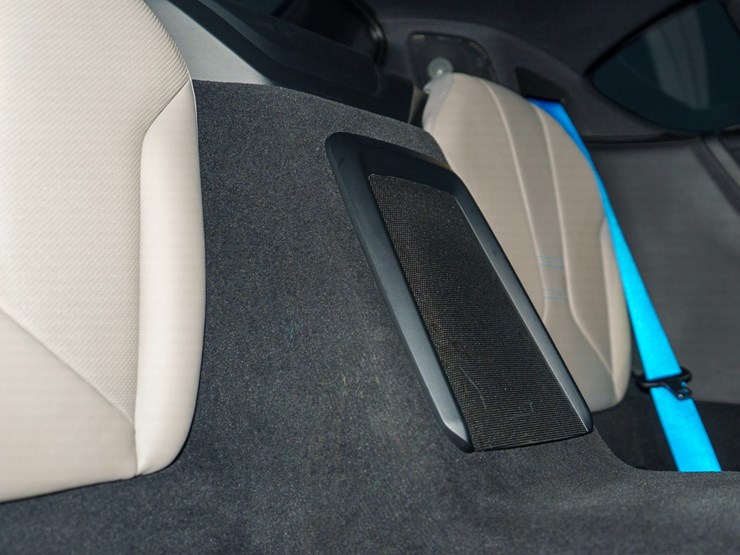 #1064-•-2015-bmw-i-8-image-99