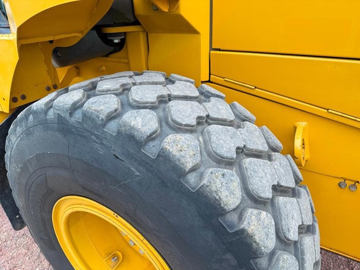 deere-544k-image-8