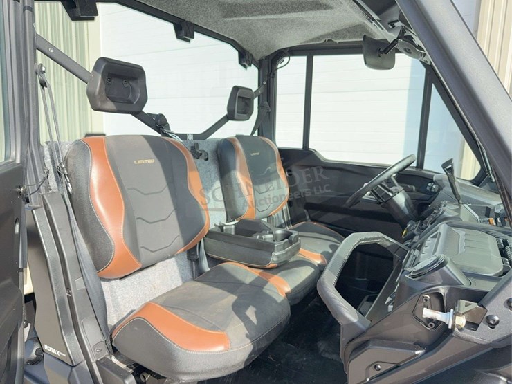 2023-can-am-hd10-defender-limited-4x4-utv-image-29
