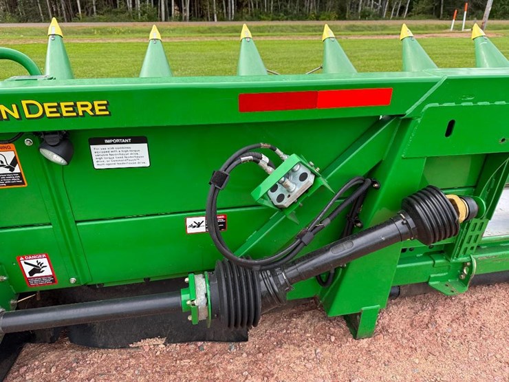 john-deere-608c-stalkmaster-image-23