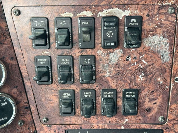 2003-international-9400i-image-81