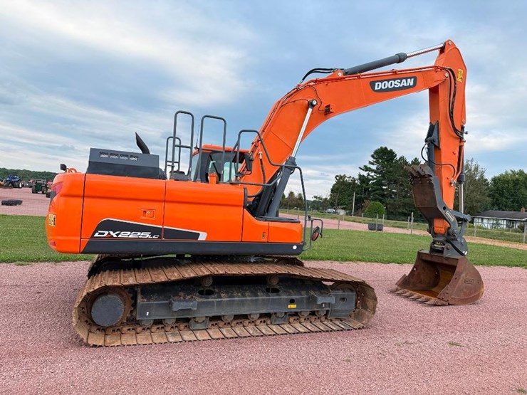 2016-doosan-dx225-lc-5-image-3