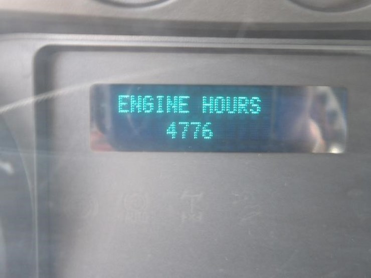 2011-ford-f550-image-19