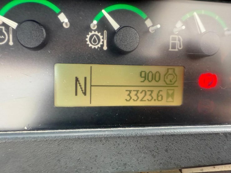 2019-deere-310sl-hl-image-69