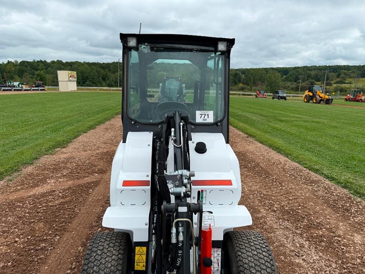 2024-bobcat-l28-image-22