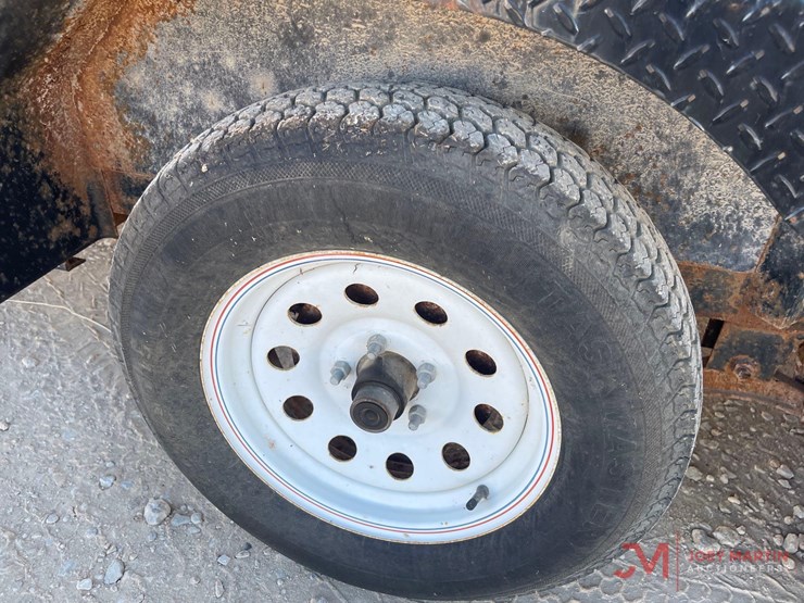 2013-top-hat-t/a-cooling-trailer-image-12