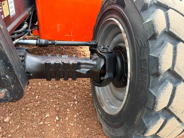 2014-jlg-g6-42a-image-13