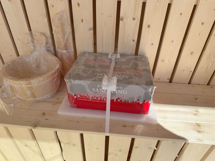 unused-container-sauna-room-w/-shower-image-16