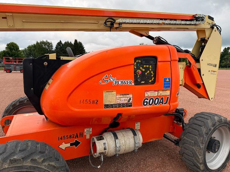 jlg-600aj-image-22