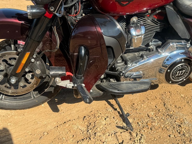 #1075-•-2018-harley-davidson-flhtkse-cvo-limited-image-22