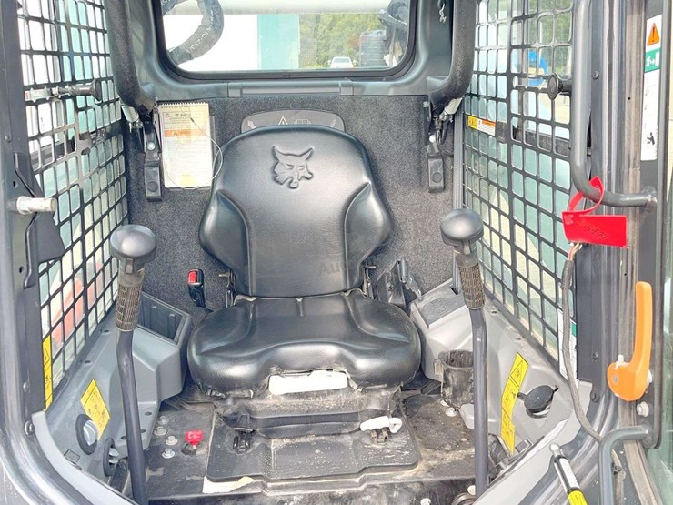 2025-bobcat-t650-image-28