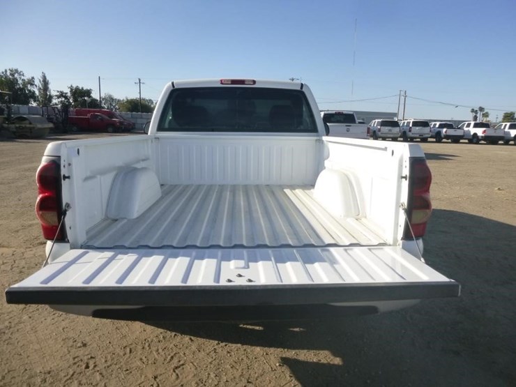 2006-chevrolet-silverado-1500-image-17