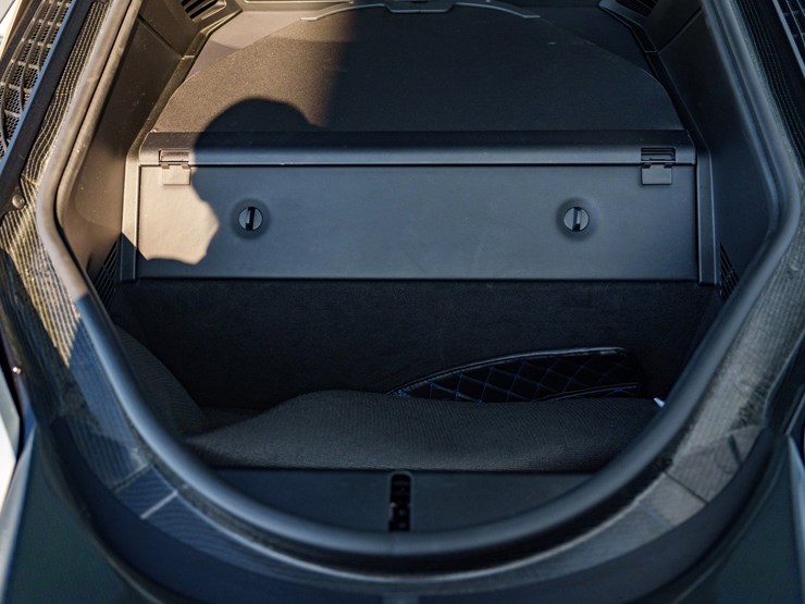 #1064-•-2015-bmw-i-8-image-57