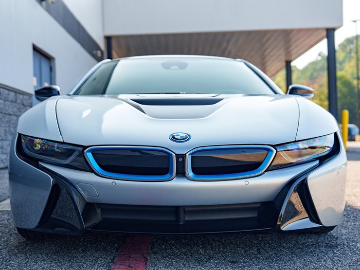 #1064-•-2015-bmw-i-8-image-9