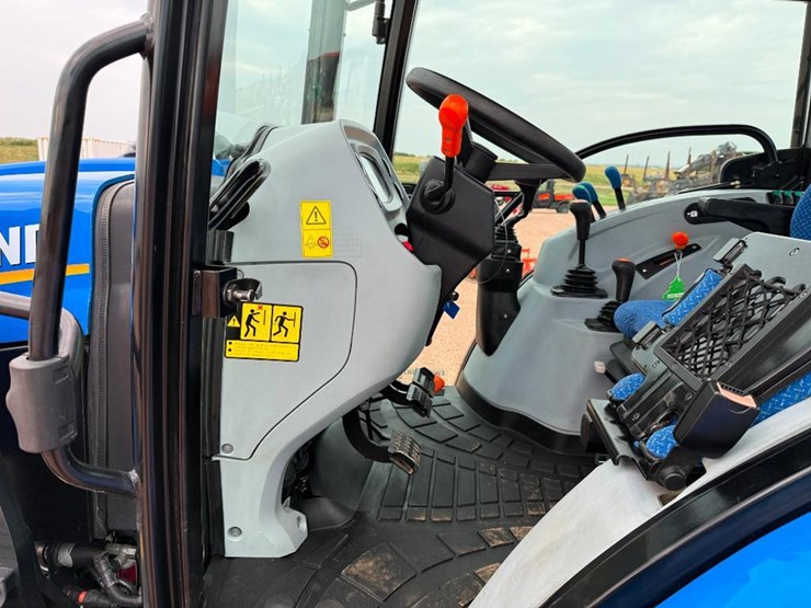 new-holland-workmaster-95-image-42