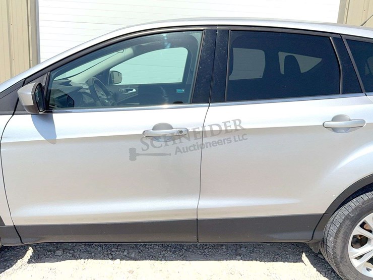 2017-ford-escape-se-image-58