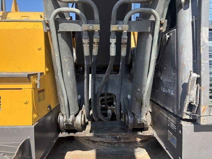 2012-volvo-ecr235dl-image-14