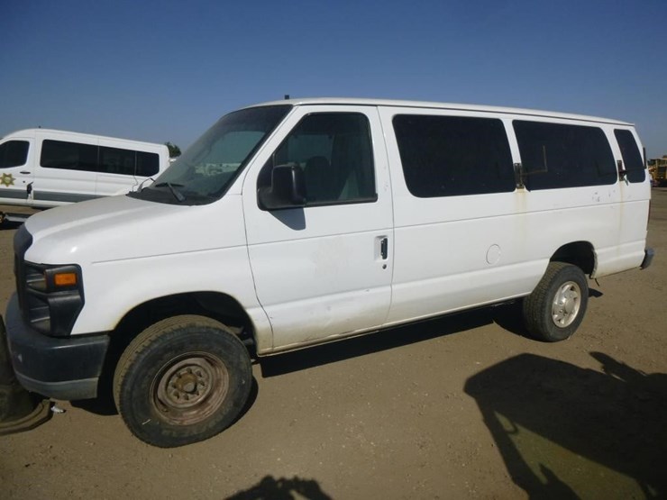 2008-ford-e350-image-2