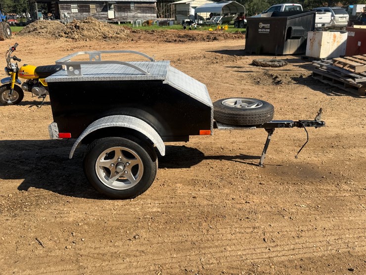 #1076-•-offered-at-no-reserve-|-2014-tow-behind-motorcycle-cargo-trailer-image-7