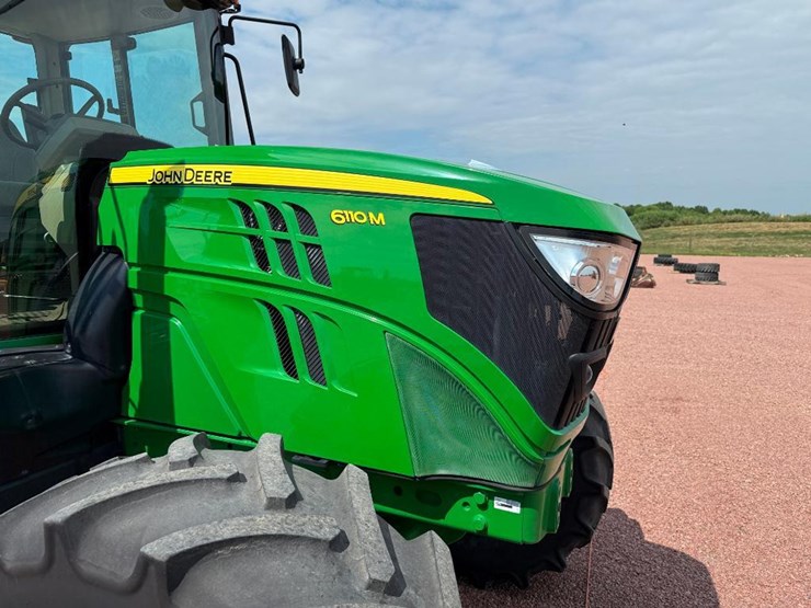 john-deere-6110m-image-27