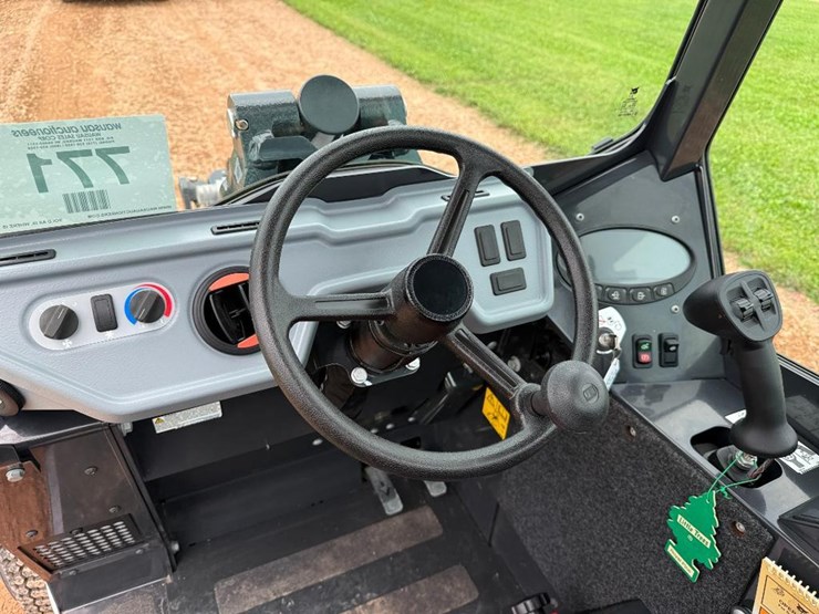 2024-bobcat-l28-image-40
