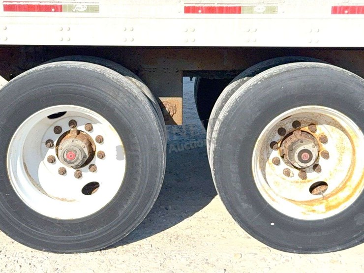 2008-utility-van-image-23