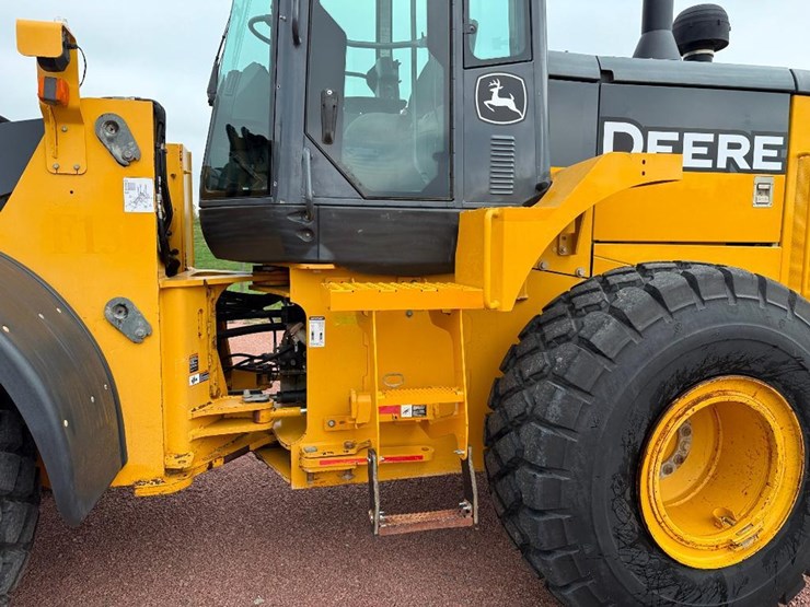 deere-644k-image-15