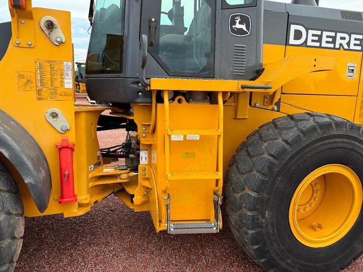 deere-624k-image-15